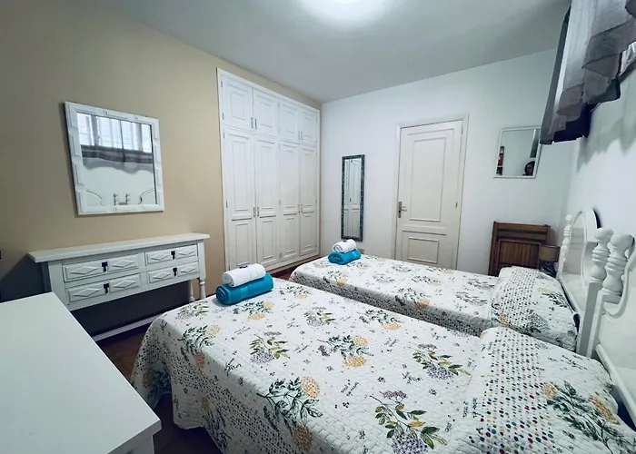 アパート Happy アデヘ